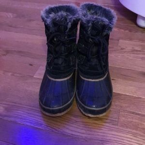 Winter boots